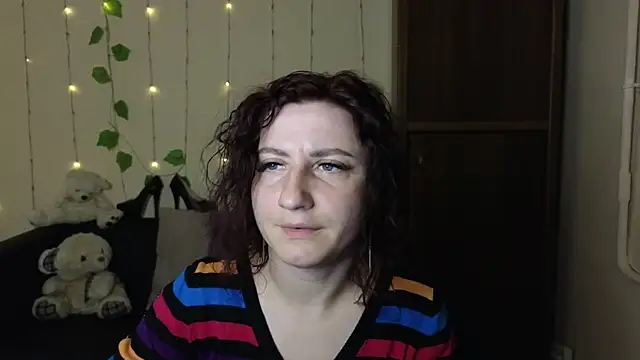 Muse kitty jenia online show from March 2025 06:21:02 PM