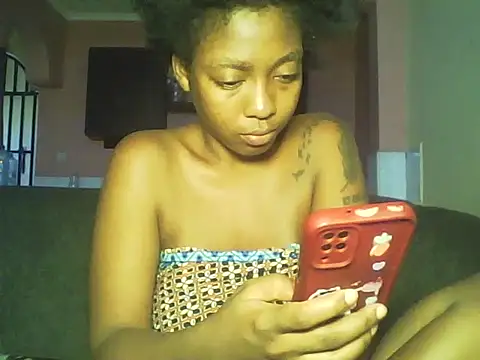 Snapshot of Sexxy_bre chatting on January 2025 05:02:02 AM Sexxy bre online show from January 2025 05:02:02 AM
