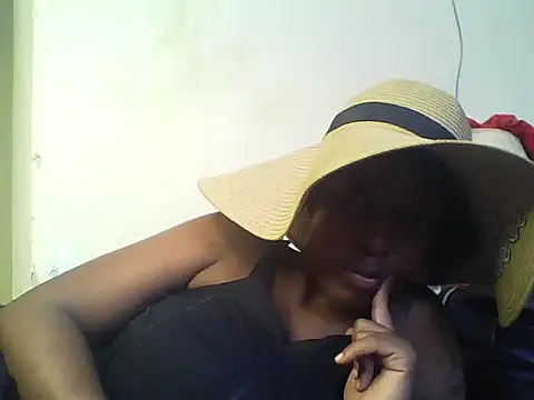 Snapshot of Sexxy_bre chatting on January 2025 10:34:01 AM Sexxy bre online show from January 2025 10:34:01 AM
