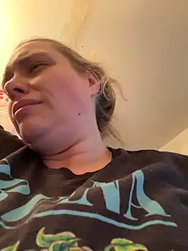 Lalalynn online show from May 2026 07:00:01 PM