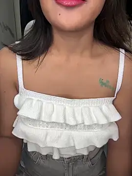 LeisyXO online show from January 2025 09:57:02 PM