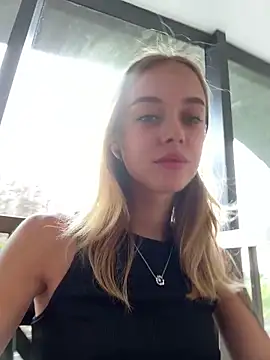 enjoy my beauty online show from February 2025 04:20:01 AM