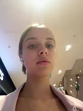 enjoy my beauty online show from March 2025 06:44:01 AM