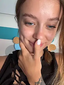 enjoy my beauty online show from March 2025 04:30:02 AM