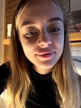 enjoy my beauty online show from September 2025 05:44:02 AM