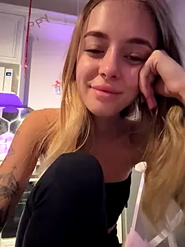 enjoy my beauty online show from October 2025 05:33:01 AM