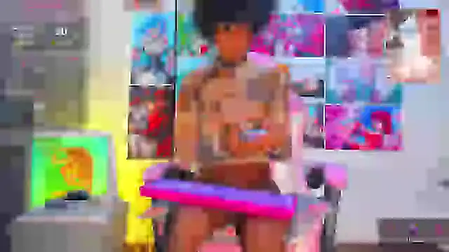 Snapshot of Effy_Marinn chatting on February 2025 03:18:02 AM Effy Marinn online show from February 2025 03:18:02 AM