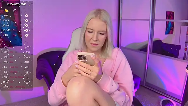 Selenatrend online show from September 2025 01:45:01 PM