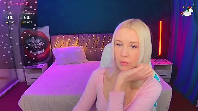 Selenatrend online show from November 2025 06:06:02 AM