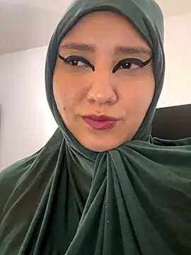 hannahayat online show from November 2025 03:03:02 PM