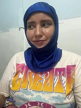 Snapshot of hannahayat chatting on July 2026 03:23:01 AM hannahayat online show from July 2026 03:23:01 AM