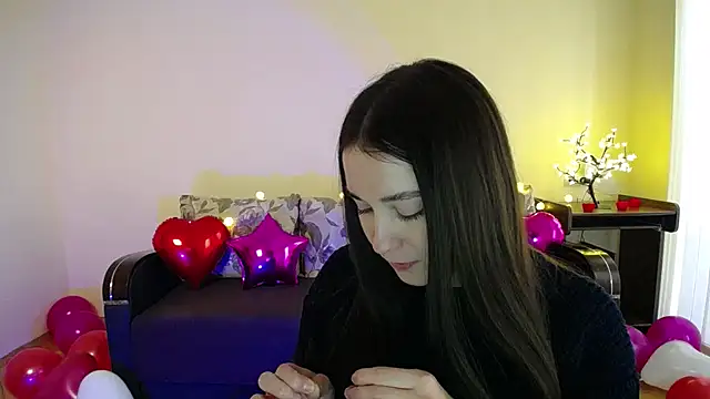 Pretty shy online show from February 2025 12:11:01 PM