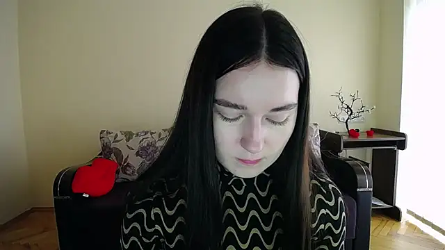 Pretty shy online show from November 2025 09:17:02 AM