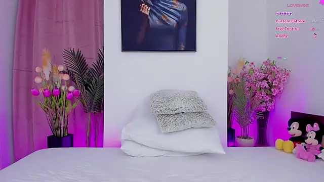 DiammondDia online show from March 2025 10:42:01 PM