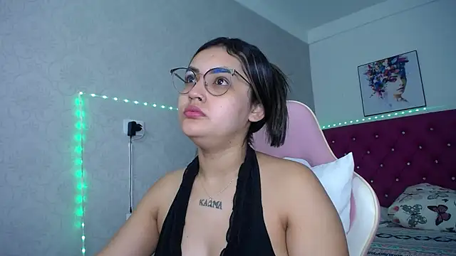 Snapshot of antonella_sweetlittle chatting on May 2026 11:48:01 AM antonella sweetlittle online show from May 2026 11:48:01 AM