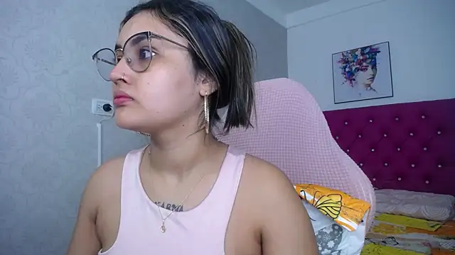 Snapshot of antonella_sweetlittle chatting on June 2026 12:32:01 PM antonella sweetlittle online show from June 2026 12:32:01 PM