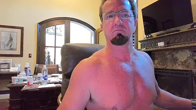 sluttydylan online show from March 2026 06:31:01 PM