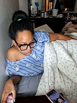 madamsensuale online show from February 2026 05:23:01 AM