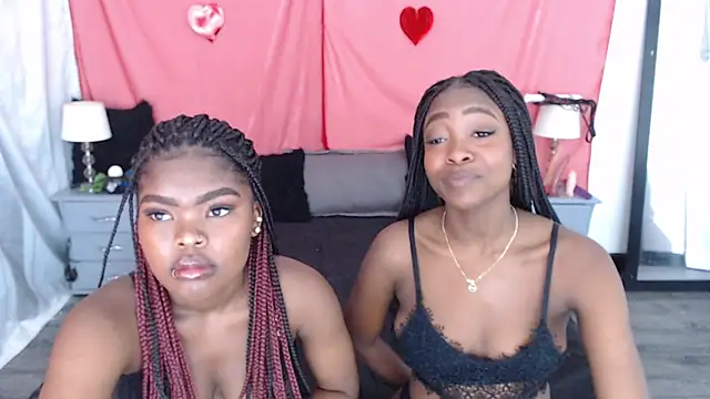 AdelynYasmin online show from March 2025 12:11:01 PM