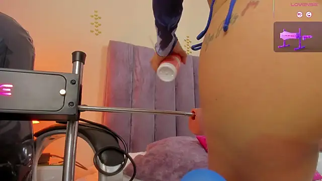 Snapshot of Megan_Thompsonn chatting on March 2026 11:27:01 AM Megan Thompsonn online show from March 2026 11:27:01 AM