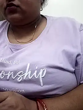 Snapshot of smile_pretty chatting on December 2024 04:20:01 PM smile pretty online show from December 2024 04:20:01 PM