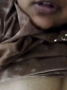 Snapshot of smile_pretty chatting on December 2024 01:02:02 PM smile pretty online show from December 2024 01:02:02 PM