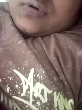 Snapshot of smile_pretty chatting on December 2024 04:58:01 PM smile pretty online show from December 2024 04:58:01 PM