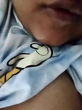 Snapshot of smile_pretty chatting on December 2024 05:21:01 PM smile pretty online show from December 2024 05:21:01 PM