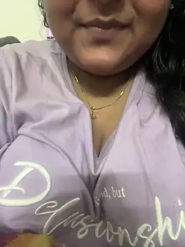 Snapshot of smile_pretty chatting on January 2025 02:09:01 AM smile pretty online show from January 2025 02:09:01 AM