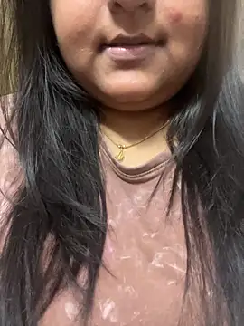 Snapshot of smile_pretty chatting on March 2025 08:02:02 AM smile pretty online show from March 2025 08:02:02 AM