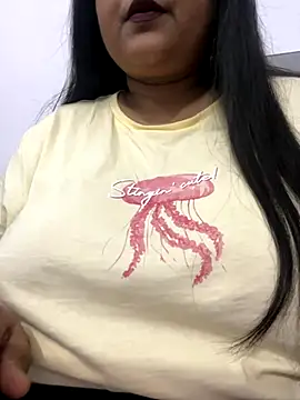 Snapshot of smile_pretty chatting on September 2025 09:57:01 AM smile pretty online show from September 2025 09:57:01 AM