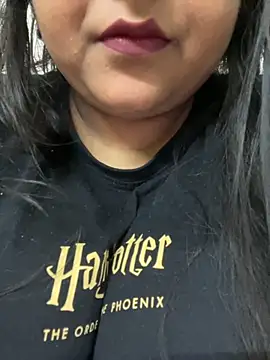 Snapshot of smile_pretty chatting on October 2025 07:44:02 PM smile pretty online show from October 2025 07:44:02 PM