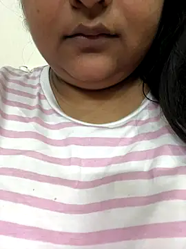 Snapshot of smile_pretty chatting on October 2025 07:55:02 PM smile pretty online show from October 2025 07:55:02 PM