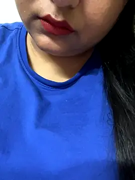 Snapshot of smile_pretty chatting on October 2025 07:05:01 PM smile pretty online show from October 2025 07:05:01 PM