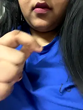 Snapshot of smile_pretty chatting on November 2025 07:45:02 PM smile pretty online show from November 2025 07:45:02 PM