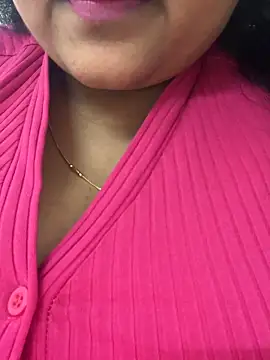 smile pretty online show from April 2026 04:37:01 PM