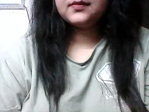 smile pretty online show from April 2026 08:09:02 PM