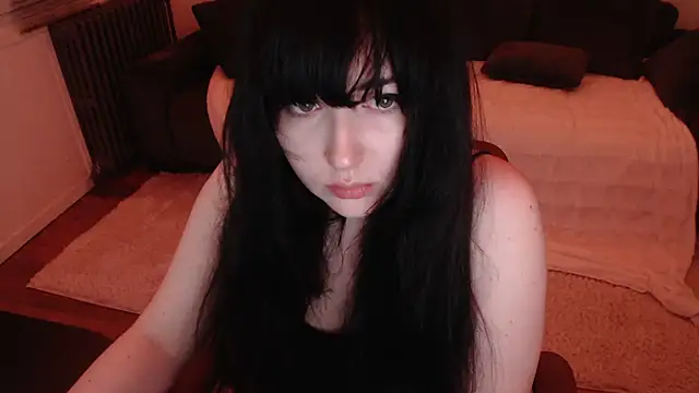 Lynylou online show from December 2024 03:41:01 AM