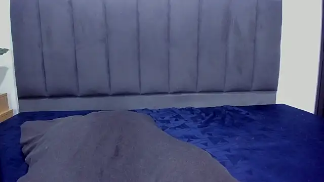 Stefanny Taylor  online show from December 2024 02:12:01 AM