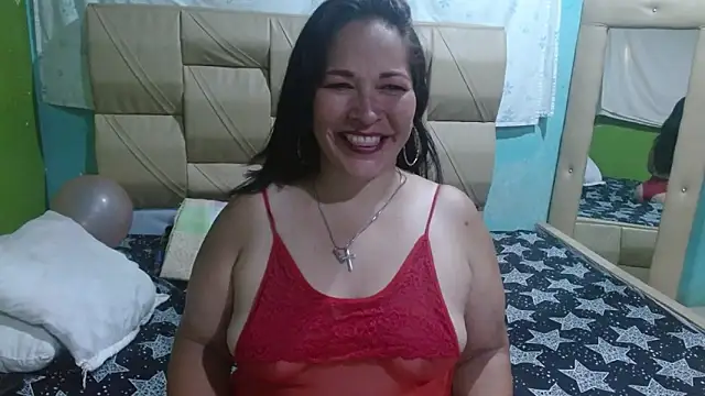 Stefanny Taylor  online show from September 2025 07:59:02 PM