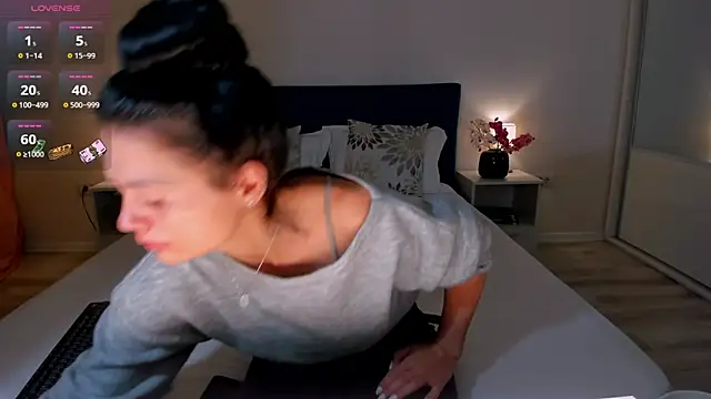 Snapshot of devilish_angel chatting on January 2026 05:43:02 AM devilish angel online show from January 2026 05:43:02 AM