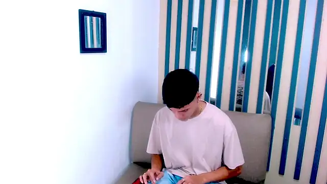 Levis Montes online show from December 2024 01:03:01 PM