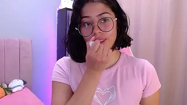 LoaLuxury online show from March 2025 09:55:02 PM