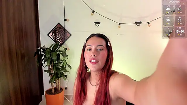 Agatha Vixen online show from March 2025 03:39:01 PM