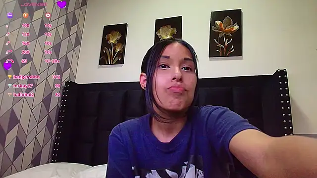 Snapshot of yourcuteneighbourr chatting on January 2025 06:13:02 AM yourcuteneighbourr online show from January 2025 06:13:02 AM