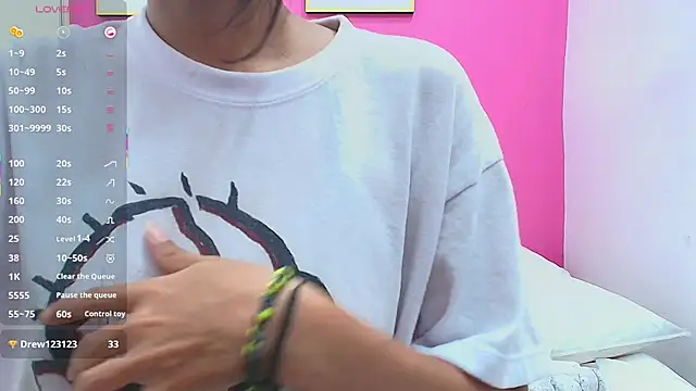 Snapshot of yourcuteneighbourr chatting on March 2025 03:00:01 AM yourcuteneighbourr online show from March 2025 03:00:01 AM