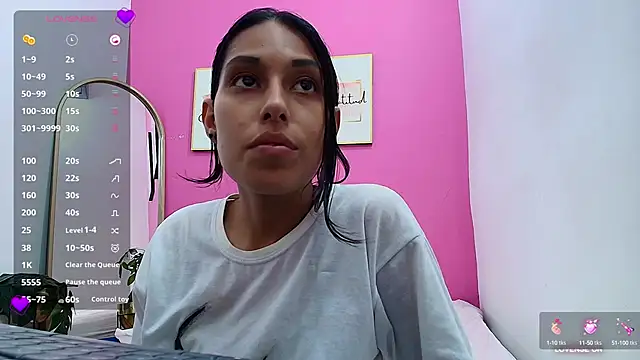 Snapshot of yourcuteneighbourr chatting on March 2025 09:35:02 AM yourcuteneighbourr online show from March 2025 09:35:02 AM