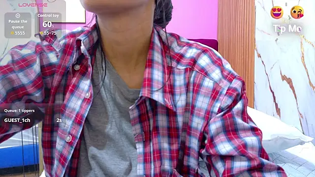 yourcuteneighbourr online show from April 2026 03:04:02 AM