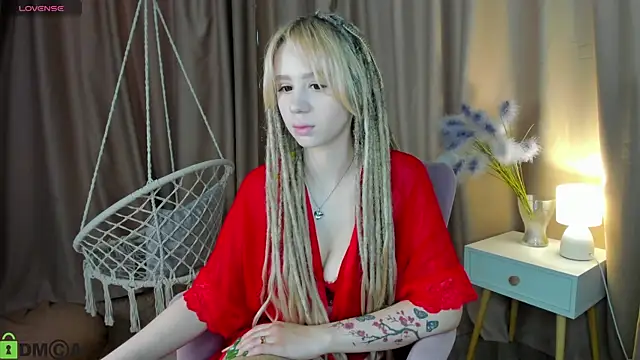Snapshot of Valerie_Woods chatting on June 2026 12:13:01 AM Valerie Woods online show from June 2026 12:13:01 AM