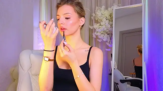 Grace Gordon online show from March 2025 08:21:02 AM